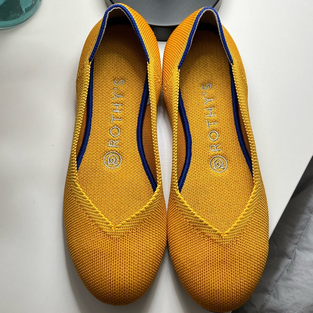 Rothy’s Flat 6.5 In Retired Lemon Drop- Like New! - image 3